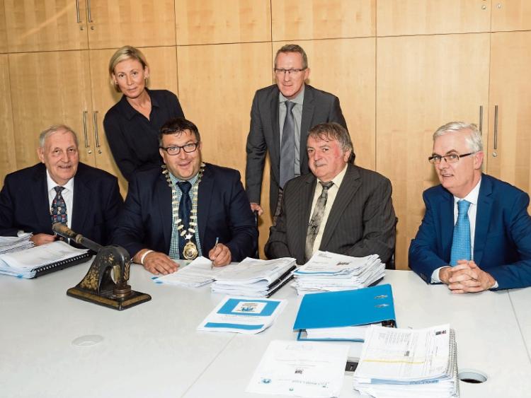 Contract signed for 13 new social housing units&nbsp;at Athgarvan Road, Newbridge