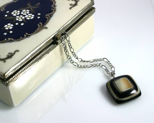 Garda appeal launched following theft of jewellery from South Kildare home. FILE PHOTOGRAPH / PIXABAY