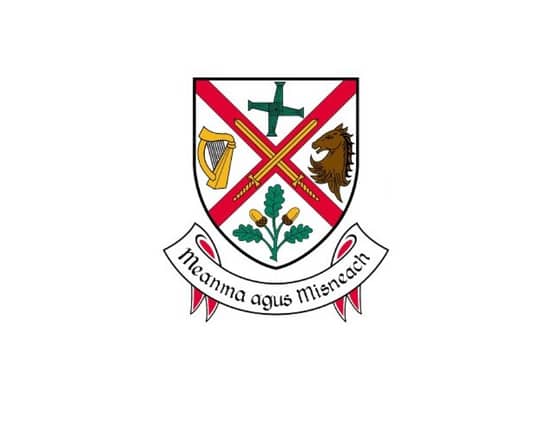 The official crest of Kildare County Council.