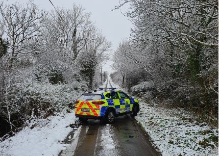 Gardaí on patrol in snowy conditions (Photo: An Garda  Siochana