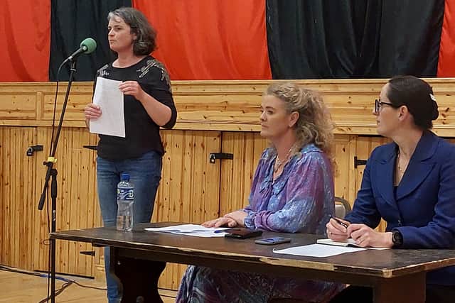 She said: "This issue is important for the local residents, as well as for the town on a wider basis, and those who are considering moving into Belin Woods when it is completed.