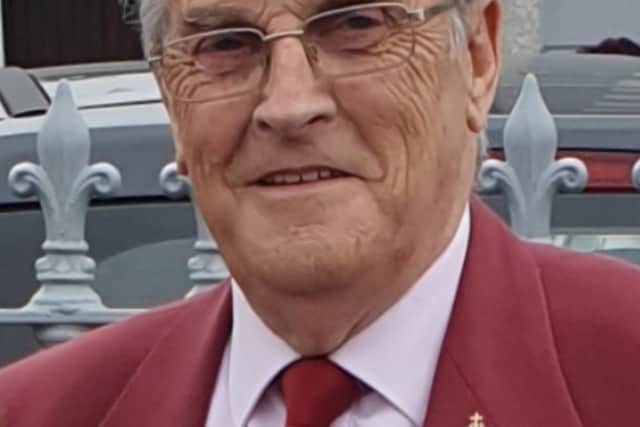 From that fateful moment on, Mr Sweeney’s life was to revolve around the "Little Flower" (OR "La petite Thérèse" in French): shortly after, Pat and his family undertook annual pilgrimages to Lisieux, and in 2001, Pat was designated as the main driver for the visit of St Thérèse’s relics to Ireland, when 3.7 million people witnessed their travel across the country.