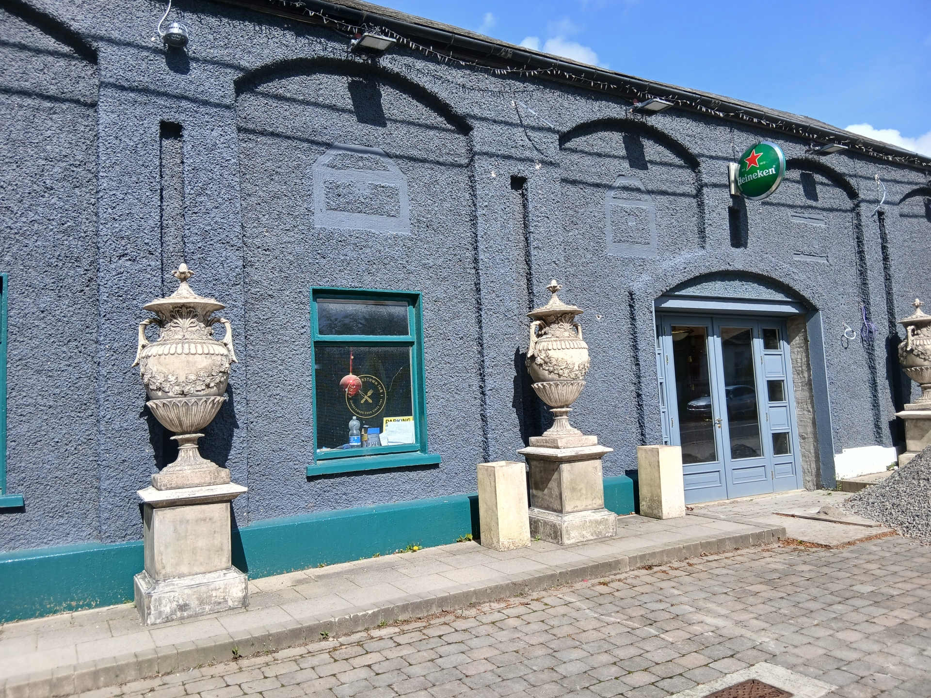 BREAKING: Landmark Kildare pub and restaurant is set for a summer opening
