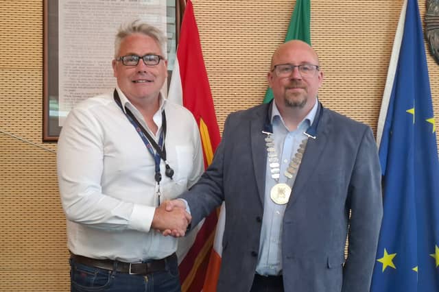 (LEFT) The new Deputy Mayor / leas Cathaoirleach, Fianna Fáil Cllr Brian Dooley, and (RIGHT) the new Mayor / Cathaoirleach, Labour Party Cllr Mark Leigh