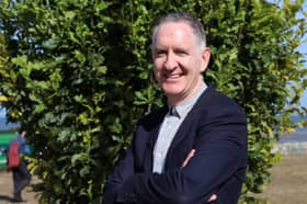 Cormac Ó hEadhra will present the 15-part series 