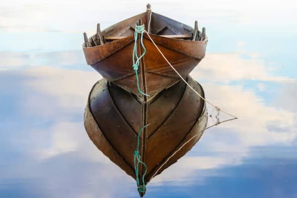 Renewed call to remove derelict boats from this Kildare river