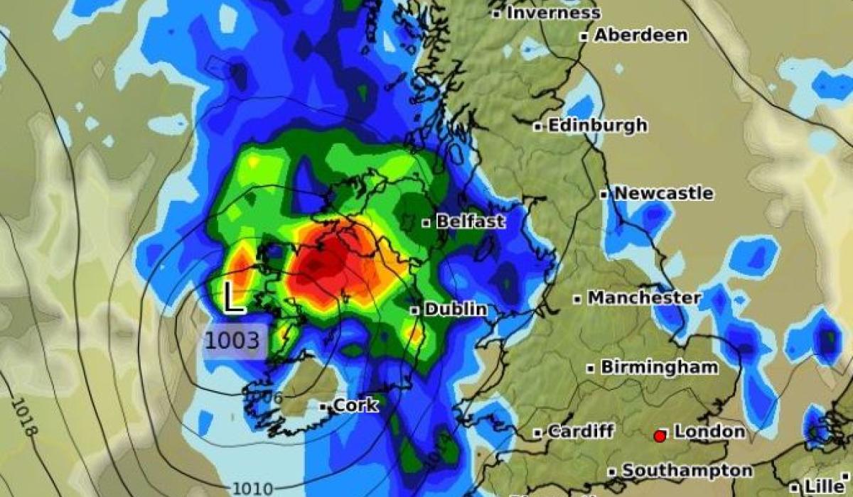 BATTEN DOWN THE HATCHES! Kildare forecast to get downpours this evening