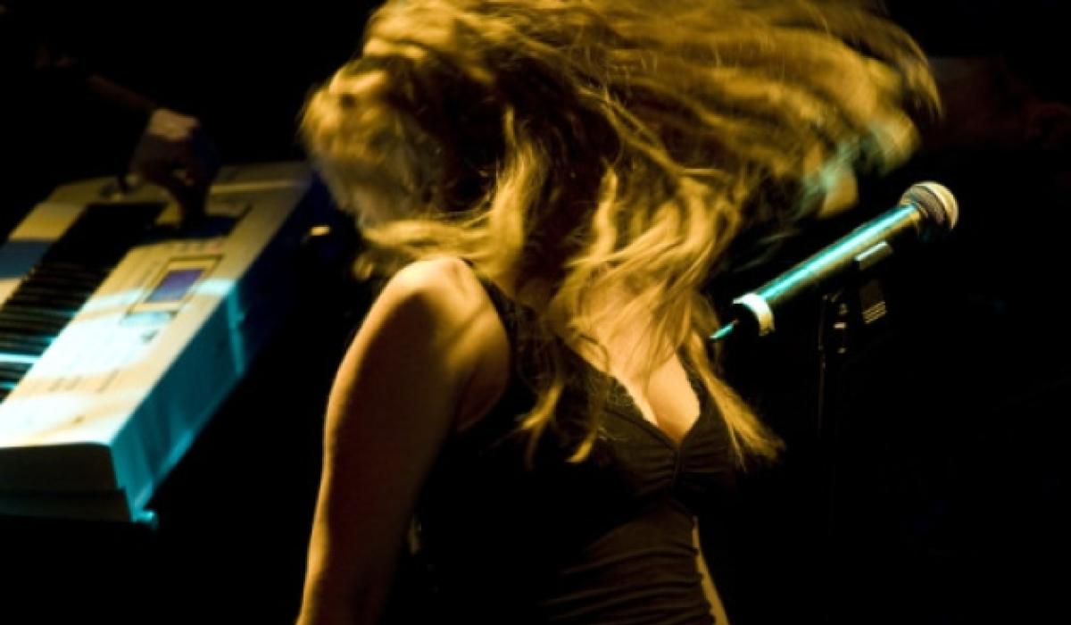 Annie Morris Chatty Woman on Karaoke queens of Kildare Kildare Live