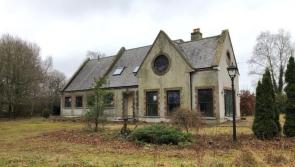 Property Watch: Fixer-upper property in Kilcullen with granny flat up for auction for €220,000
