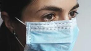 Face coverings now mandatory for workers in banks and credit unions 