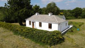 BARGAIN: 3-bed cottage on over one acre asking €150k
