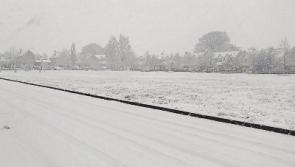Congestion in Sallins as lorry gets stuck in the snow