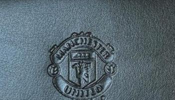 Paid for flights/tickets to Man United Premier League tie with someone else's bank card, Kildare court hears