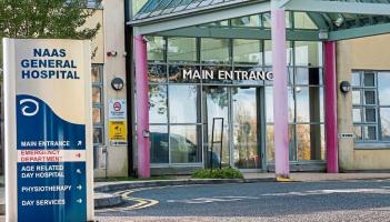 Three people hospitalised following road traffic collision on Kildare road