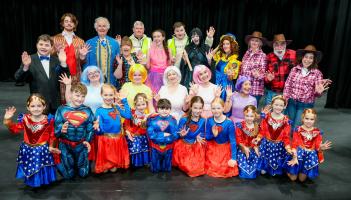 Moat Club Panto