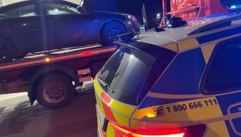 Kildare gardaí impound vehicle of motorist who continuously crossed white line and had no insurance