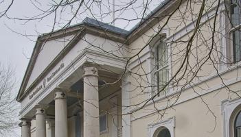 Former girlfriend turned up at man's workplace with her child, Kildare court told