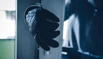 Kildare garda&iacute; probing burglary of Newbridge home