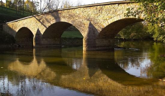 Concerns raised over collisions and strikes on Kildare bridge