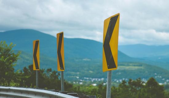 Traffic signals warning sign due for &lsquo;suitable location&rsquo; in Kildare