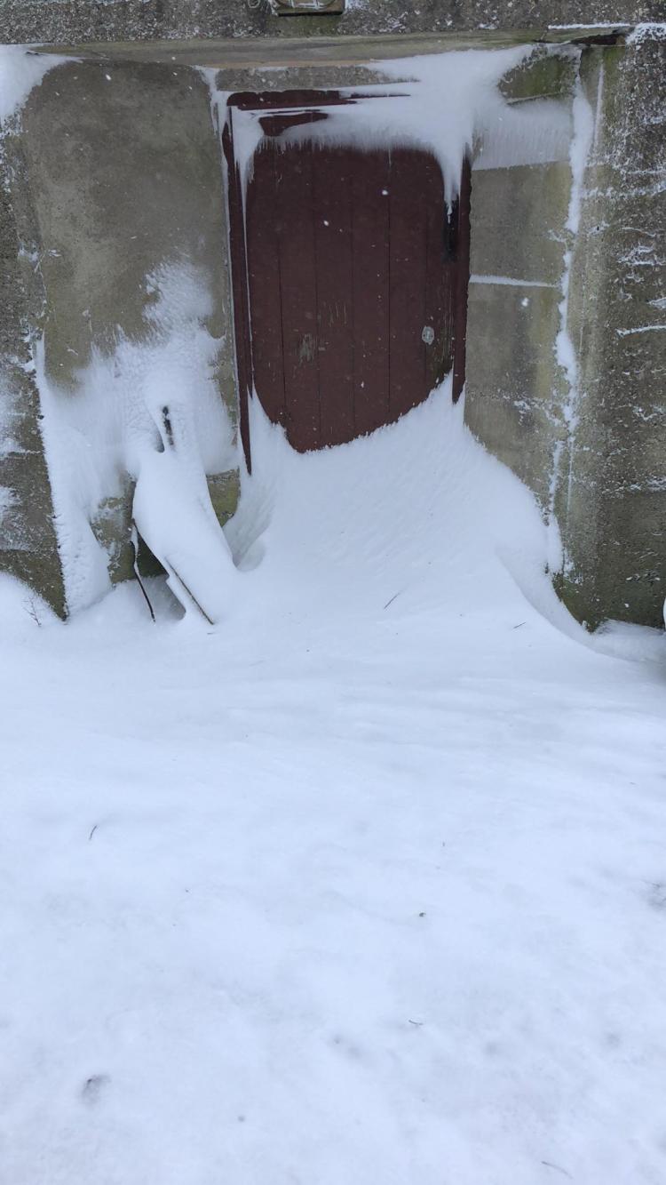 PHOTO GALLERY Spectacular snow drifts make Kildare roads impassable