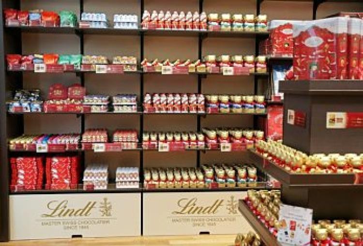 PICTURES Take a look inside Ireland's first Lindt chocolate store at