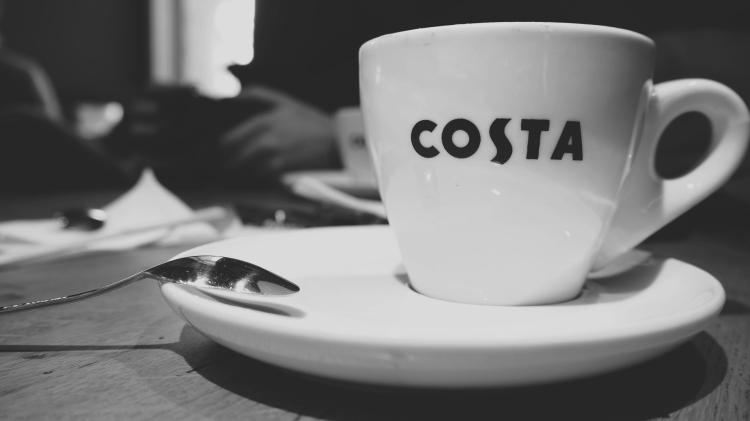 Man 'smashed Costa coffee shop in Kildare window and stole &euro;1,000'