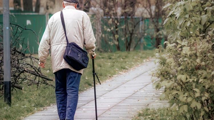 Footpaths in this Kildare estate &lsquo;pose a hazard&rsquo; to elderly residents