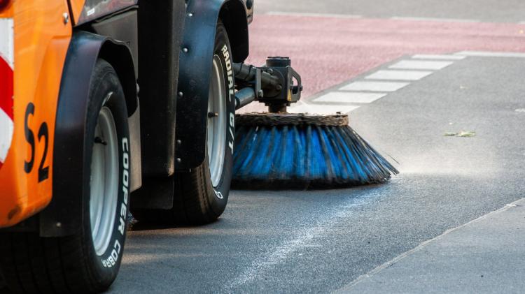 Street cleaning works in one Kildare Municipal District cannot expand due to budget constraints