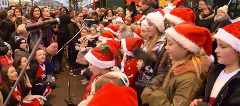 WATCH: Santa Claus arrives in Newbridge as Christmas lights are switched on