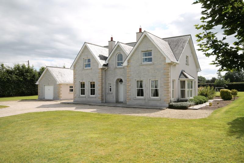 KILDARE PROPERTY WATCH: Four bed Naas family home has its own built in bar