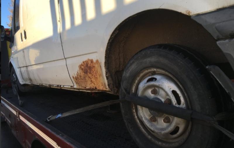 Tyres under inflated on van seized by Kildare gardai