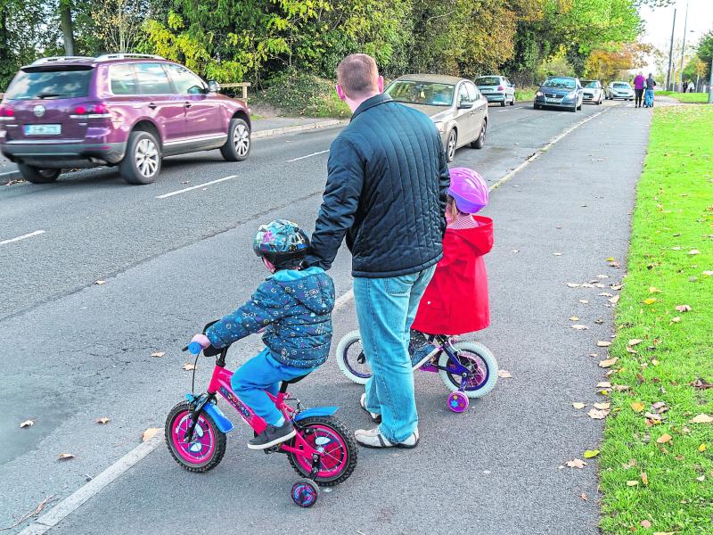 Over 1,000 people sign petition for pedestrian cross in Newbridge