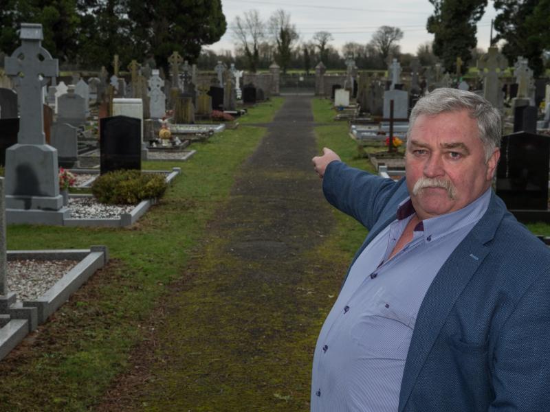 Kildare man concerned at direction of graves in new cemetery