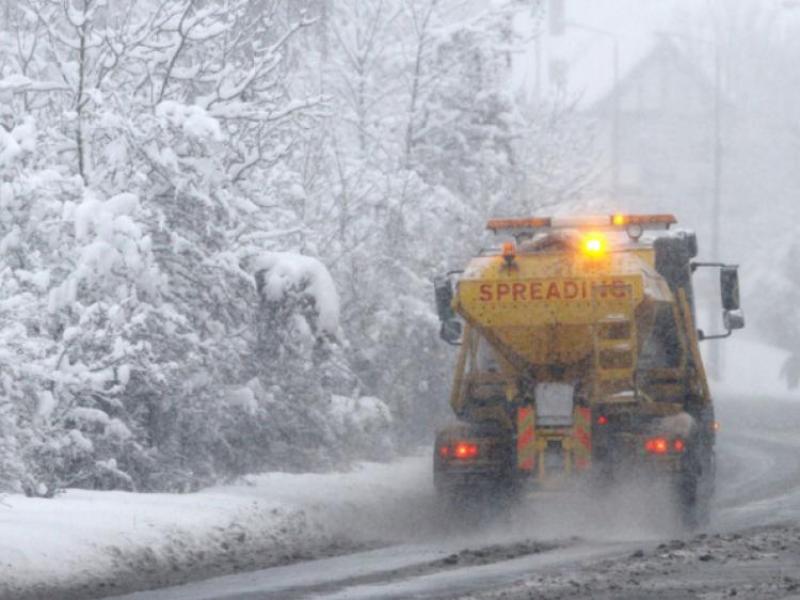 File Photo: LATEST: Kildare Co Council begins daytime salting of roads as precautionary measure for cold snap 
