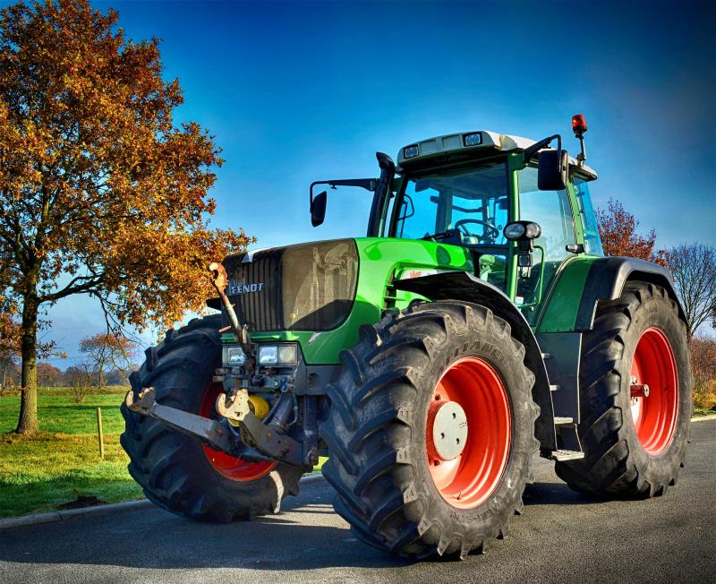  Over 100 tractors to take to the road on Easter Sunday 