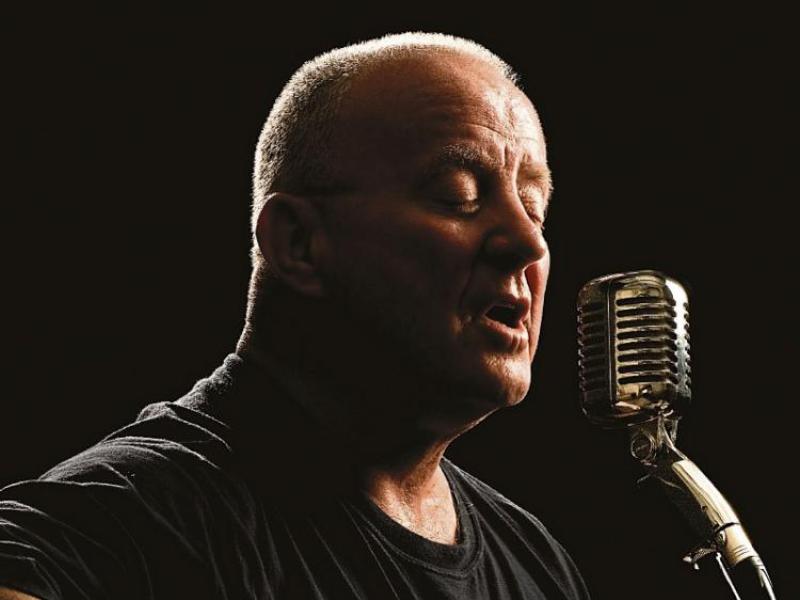 Kildare singer Christy Moore speaks of shock of father's untimely death in new podcast