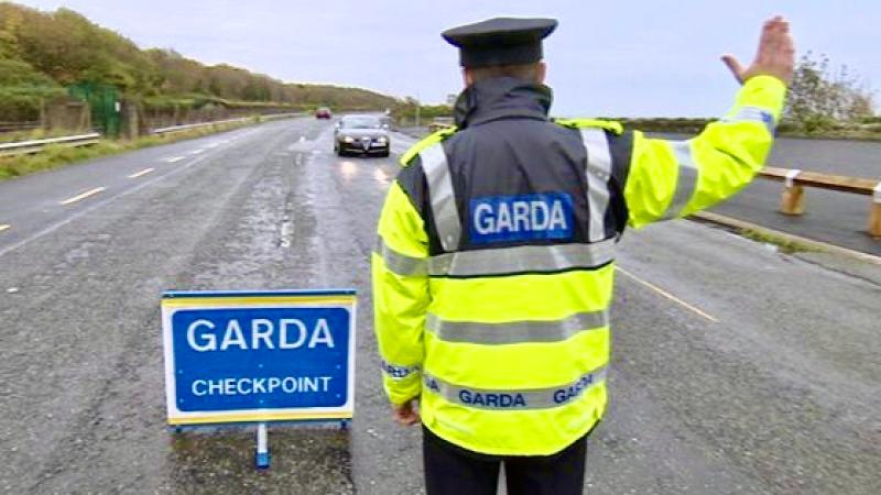 Kildare Garda&iacute; give chase after motorist tries to avoid checkpoint 