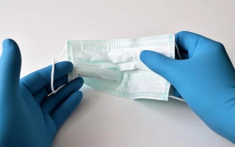 Number of Covid-19 patients in hospital drops again