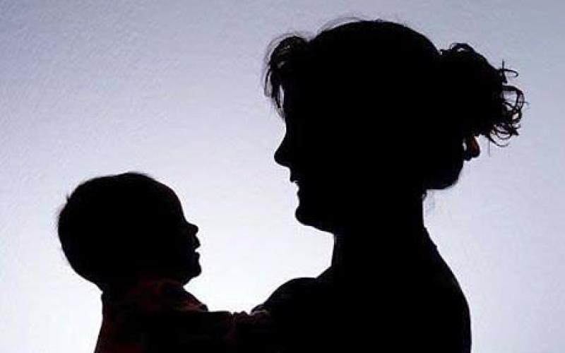 mother-and-child_1681173c