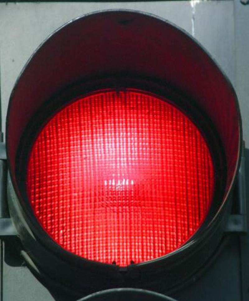 Call for urgent action on drivers breaking red lights in village in Kildare 