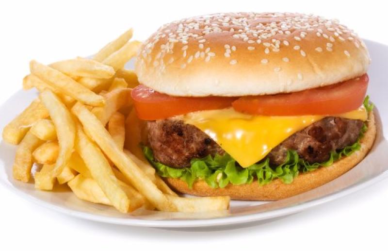 burger-and-chips