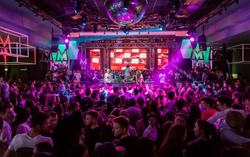 15,000 person event  planned for Kildare's Punchestown Racecourse