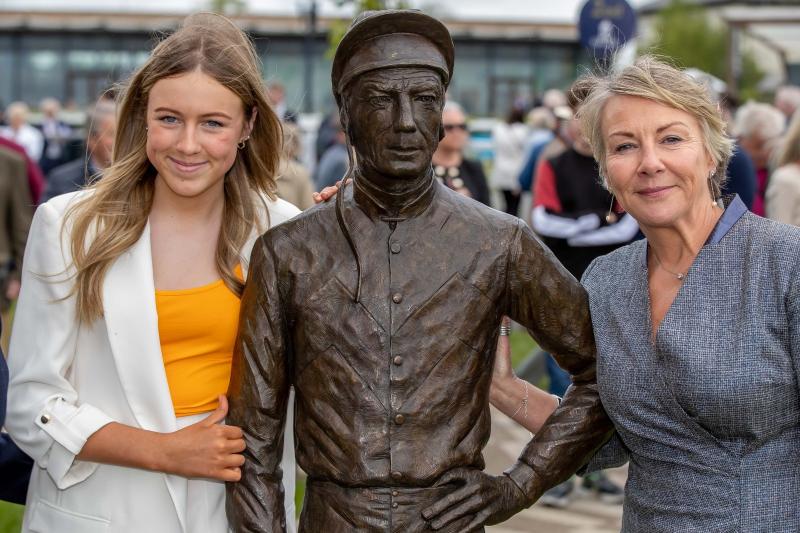 Tracy Piggott unveils new statue of jockey dad Lester Piggot at Guineas Festival at Curragh, Co Kildare