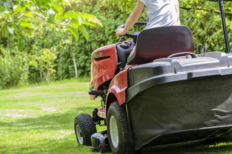 ‘LIFE-THREATENING’ — Children's Health Ireland warns of risks ride-on lawnmowers pose to children