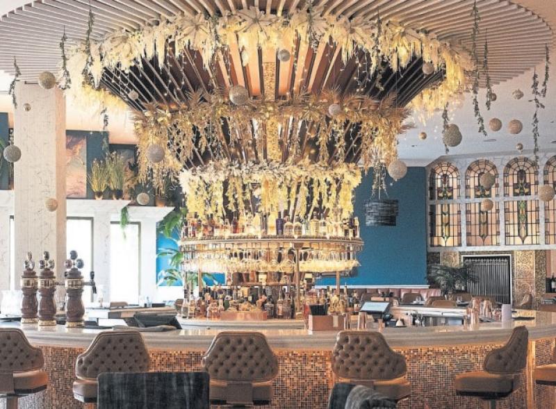 KILDARE RESTAURANT REVIEW: Vi’s Restaurant at Lawlor's of Naas dazzles and delights