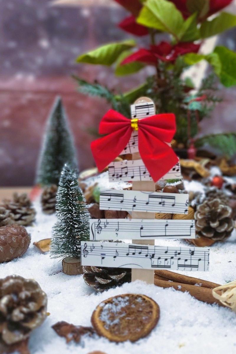 Christmas music event with Ladies Choir and guests to take place on Main Street of Naas, County Kildare