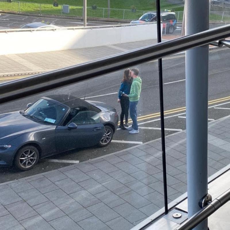A Leap Day proposal: Traditions are alive and well at Dublin Airport