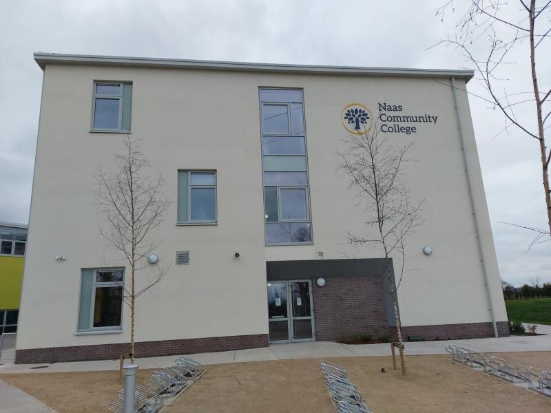 School organises fundraising colour run
