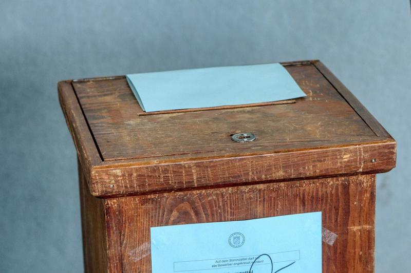 LATEST: Sinn Féin votes being distributed in Newbridge Count